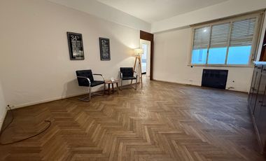 Venta Departamento 3 ambientes con Dependencia en zona Centro