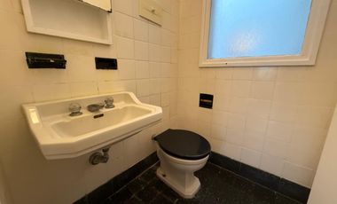 Venta Departamento 3 ambientes con Dependencia en zona Centro