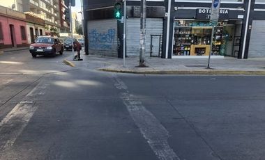 Local Comercial en Arriendo en Eyzaguirre
