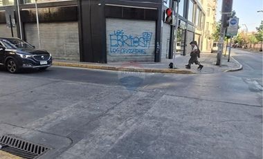 Local Comercial en Arriendo en Eyzaguirre