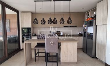 Departamento en Venta en Alvaro Casanova/El Sendero