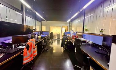 Oficina en Venta en Américo Vespucio Norte con ruta 5 norte