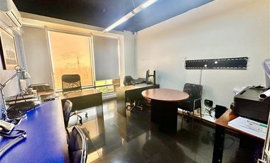 Oficina en Venta en Américo Vespucio Norte con ruta 5 norte