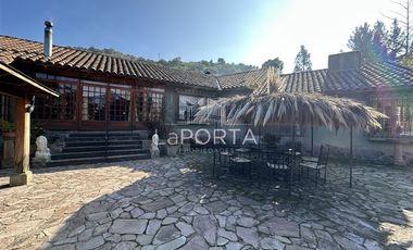 Casa en Venta en SAN FERNANDO / TINGUIRIRICA