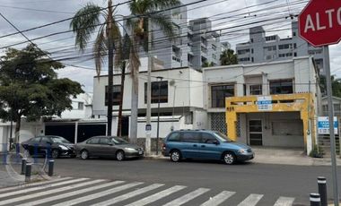 Casa en Venta  en la Colonia Americana en Excelentes condiciones