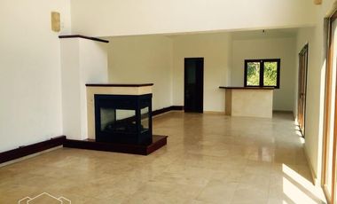 Casa en Renta en Hacienda de Vallescondido