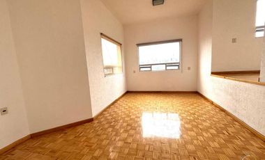 Casa en condominio en renta Colina del Sur