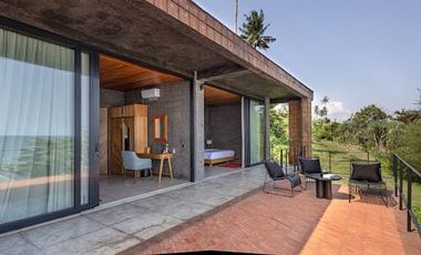 DIJUAL – Vila Mewah Tepi Pantai dengan Pemandangan Laut - VSFN