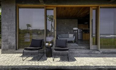 DIJUAL – Vila Mewah Tepi Pantai dengan Pemandangan Laut - VSFN