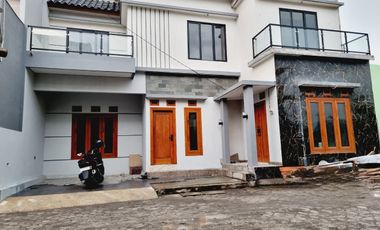 Rumah Modern Minimalis Colomadu Karanganyar