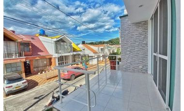 Maat vende Casa Unidad Residencial-Villeta 189M2 $580Millones