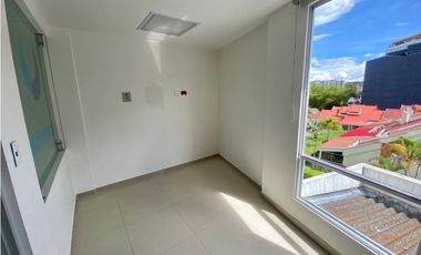 Se Arrienda Local Servicios Salud Centro Uninorte - Sector Fundadores