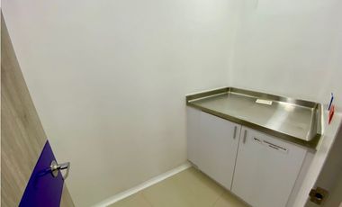 Se Arrienda Local Servicios Salud Centro Uninorte - Sector Fundadores