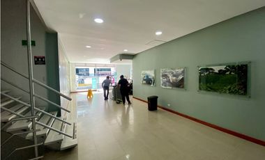 Se Arrienda Local Servicios Salud Centro Uninorte - Sector Fundadores