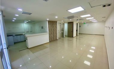 Se Arrienda Local Servicios Salud Centro Uninorte - Sector Fundadores