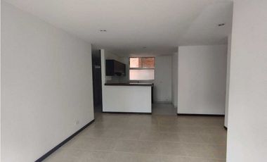Apartamento en arriendo Castropool poblado