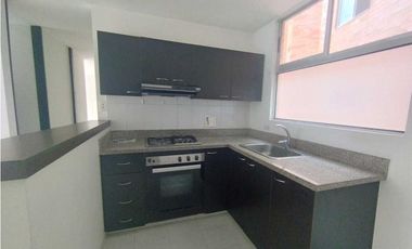 Apartamento en arriendo Castropool poblado