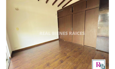 Casa en arriendo en unidad cerrada – La Ceja