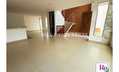 Casa en arriendo en unidad cerrada – La Ceja