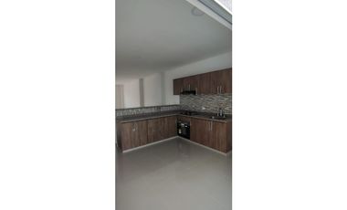 SE VENDE HERMOSA CASA DE DOS PISOS ZONA OCCIDENTE DE MONTERIA