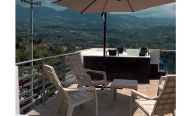 Venta Casa Campestre Vacacional en Silvania