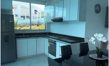 Venta Casa Campestre Vacacional en Silvania