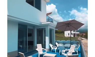 Venta Casa Campestre Vacacional en Silvania
