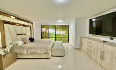 Casa en Arriendo La Calera Medellín