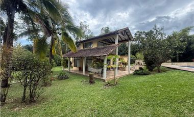 VENDO CASA CAMPESTRE EN LA VEGA CUND