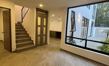 Casa en nueva en venta muy cerca de Av. Araucarias y Parque el Huarache