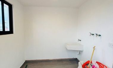Casa en nueva en venta muy cerca de Av. Araucarias y Parque el Huarache