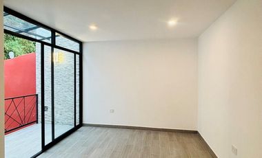 Casa en nueva en venta muy cerca de Av. Araucarias y Parque el Huarache