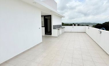Casa en venta: Jardín, recámara en planta baja y acabados premium- Monte Magno