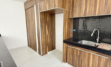 Casa en venta: Jardín, recámara en planta baja y acabados premium- Monte Magno