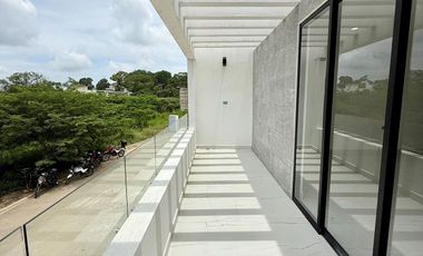 Casa en venta: Jardín, recámara en planta baja y acabados premium- Monte Magno