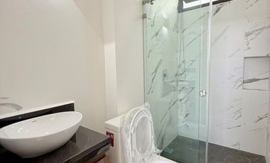 Casa en venta: Jardín, recámara en planta baja y acabados premium- Monte Magno