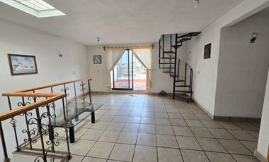 CASA EN VENTA EN COL. LOS OLIVOS, TLAHUAC
