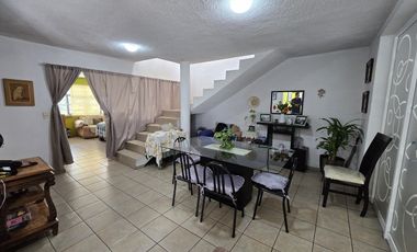 CASA EN VENTA EN COL. LOS OLIVOS, TLAHUAC