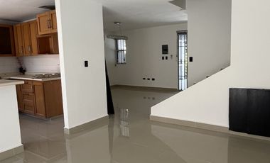 Venta de casa en General Escobedo Cerradas de Anahuac Nuevo León