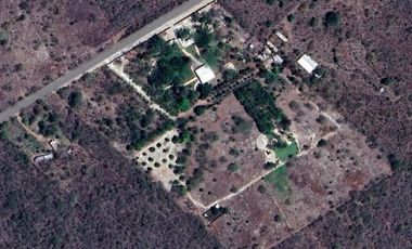 Quinta con 5.6 Hectareas y Cenote en Tekat