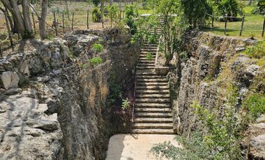 Quinta con 5.6 Hectareas y Cenote en Tekat