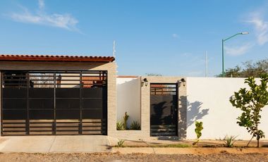 CASA DE CAMPO Y DE DESCANSO A 15 MINUTOS DE COLIMA