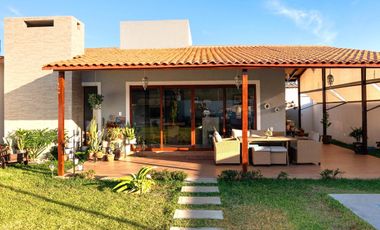 CASA DE CAMPO Y DE DESCANSO A 15 MINUTOS DE COLIMA