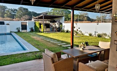 CASA DE CAMPO Y DE DESCANSO A 15 MINUTOS DE COLIMA