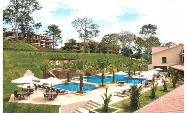 EMBASSY CLUB, Casa 4 recamaras.