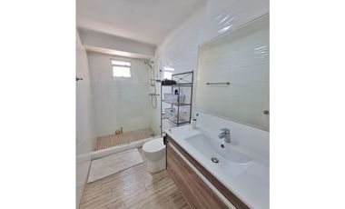 SE VENDE MODERNO APARTAMENTO EN PH QUARTIER ATLAPA