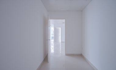 Venta en Remate de Oficina en Via Brasil, PH Brazil 405