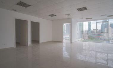 Venta en Remate de Oficina en Via Brasil, PH Brazil 405