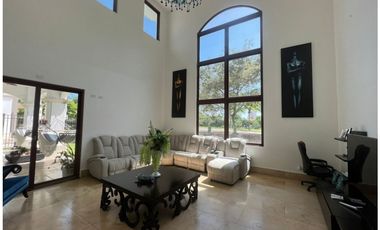 SE VENDE CASA EN SANTA MARIA - FAIRWAY ESTATES - 7141DM