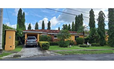 VILLAS DE LA COLONIA / PUNTA CHAME / 618M / 4 HABITACION / AMOBLADO